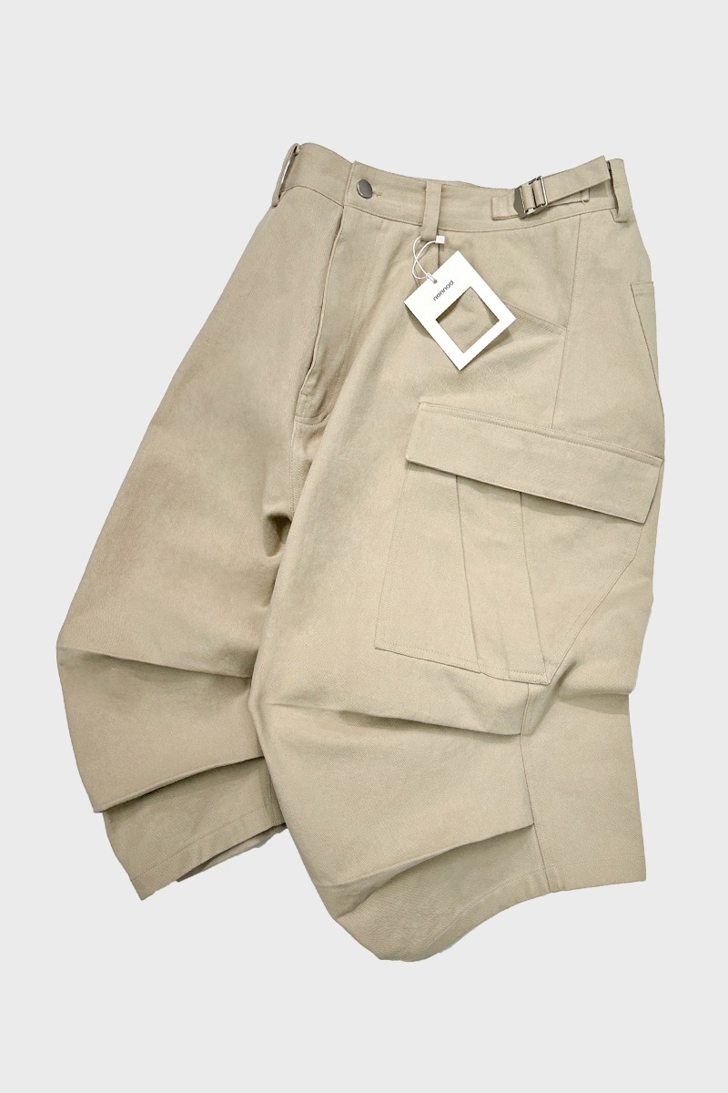 Side cargo shorts- Beige